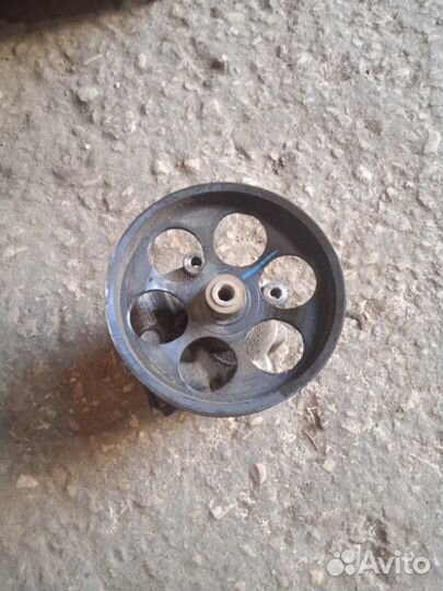 Насос гидроусилителя Nissan Terrano F4RE410 2016