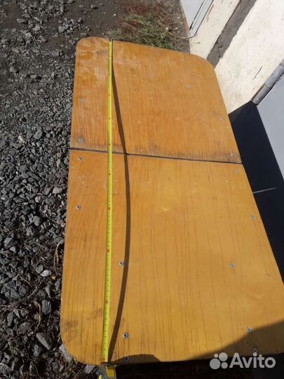 Стол для отдыха складной