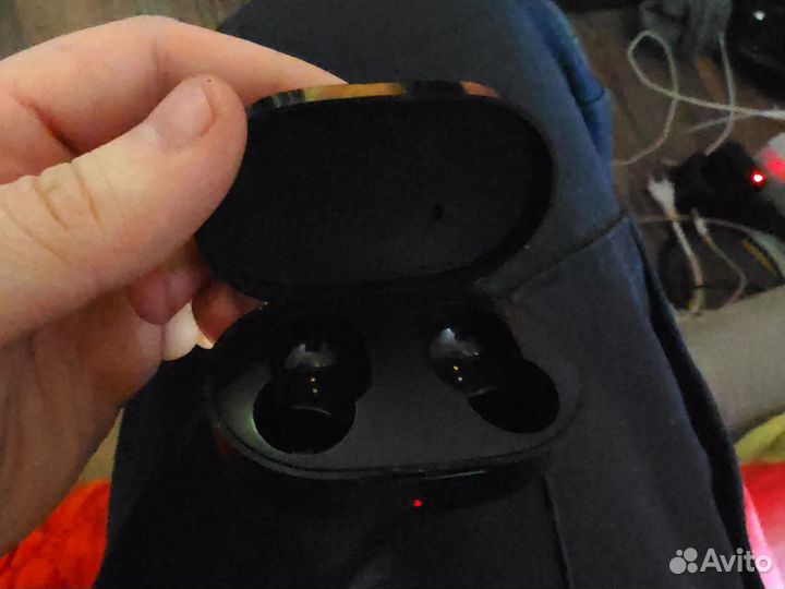 Кейс для airdots 2