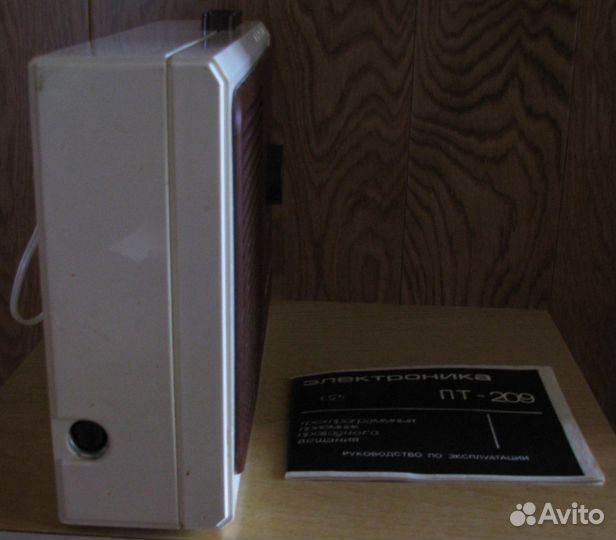 Трехпрограммный приемник проводного вещания