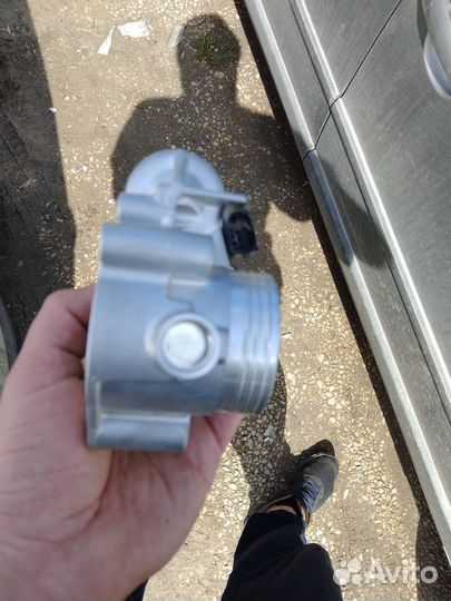 Дросельная заслонка niva