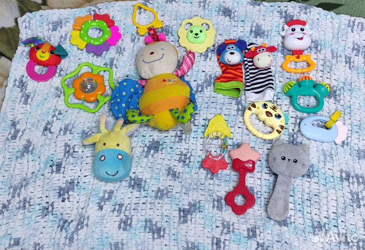 Игрушки погремушки пакетом
