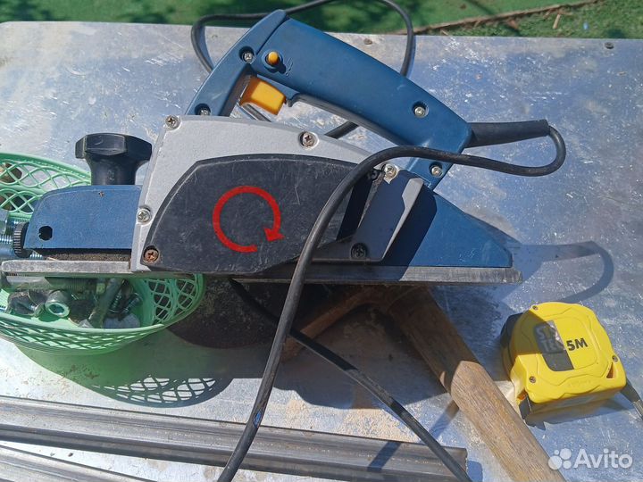 Рубанок электрический