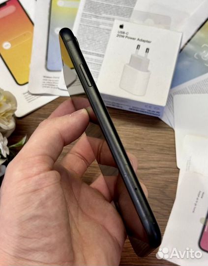 iPhone Xr, 128 ГБ