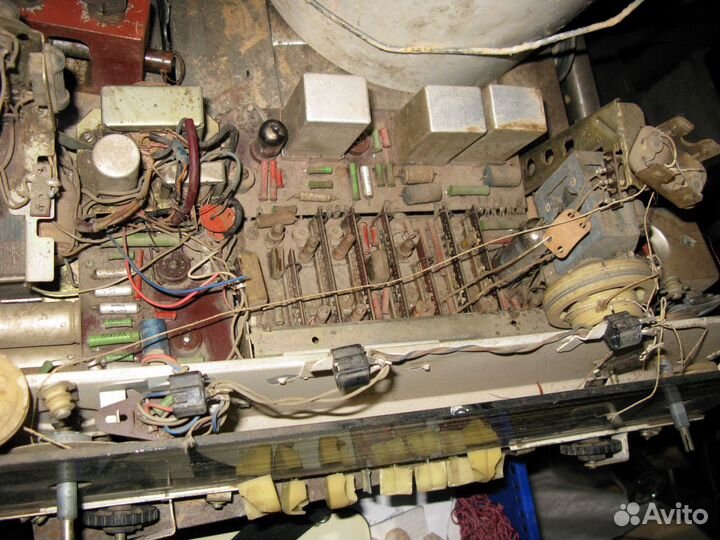 Шасси ретро приемника Латвия