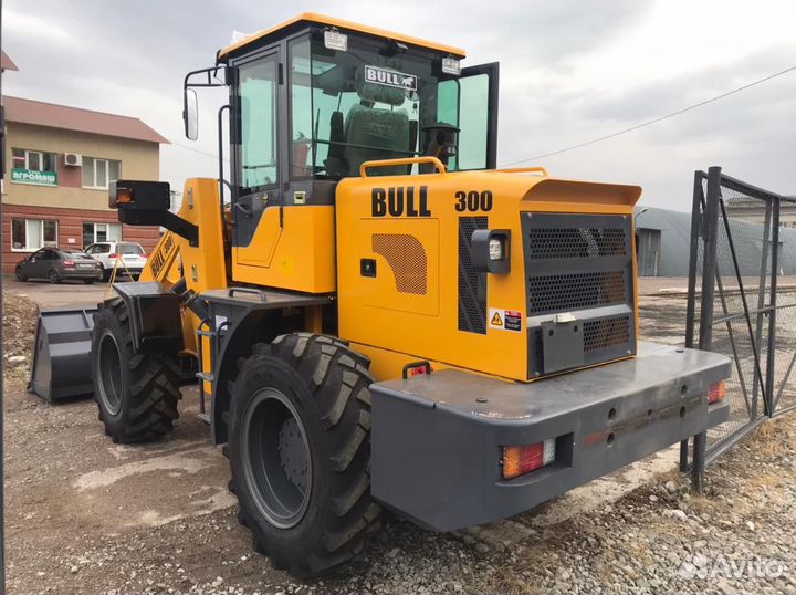 Фронтальный погрузчик Bull SL300, 2023