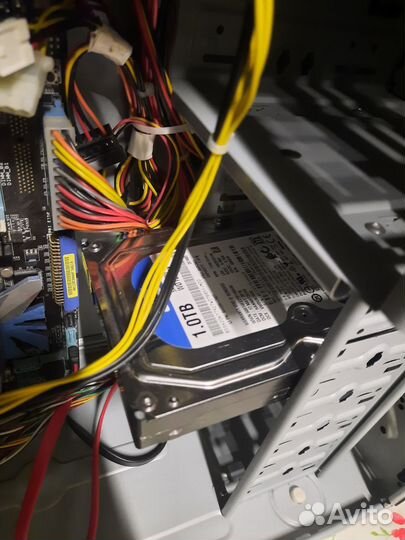 Офисный компьютерный I5 661/Radeon HD 5700/8GB/1TB
