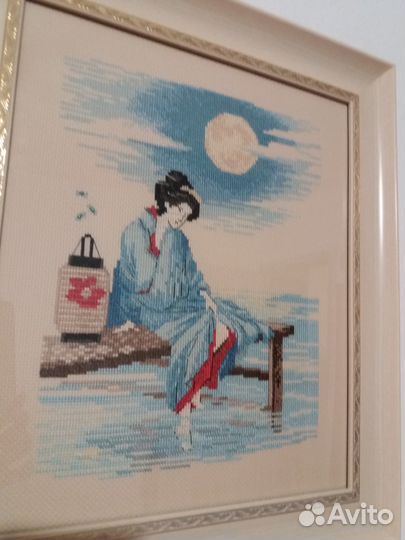 Вышитая вручную картина 