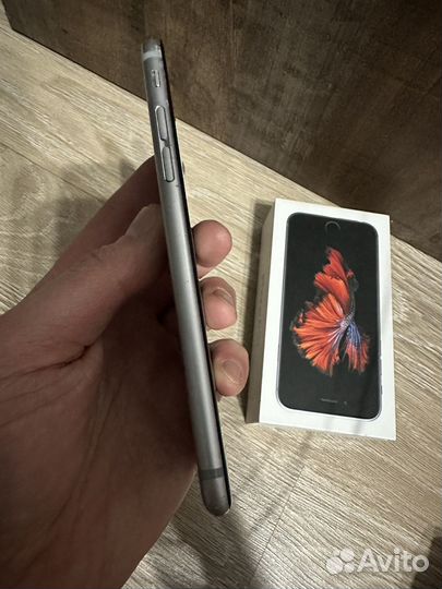 iPhone 6S, 32 ГБ
