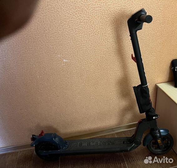 Продам электросамокат