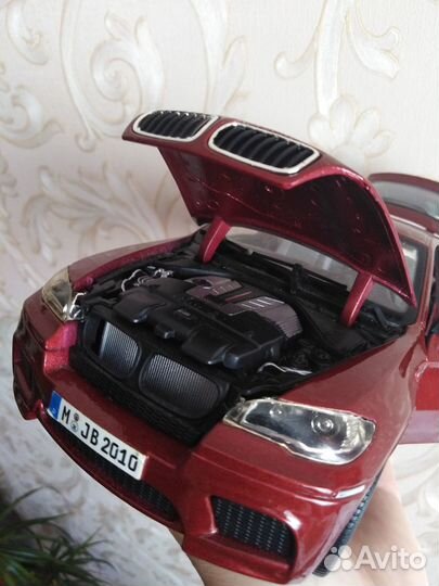 Burago BMW6 M. Масштаб 1 18