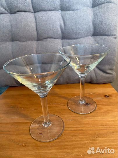 Бокалы под мартини