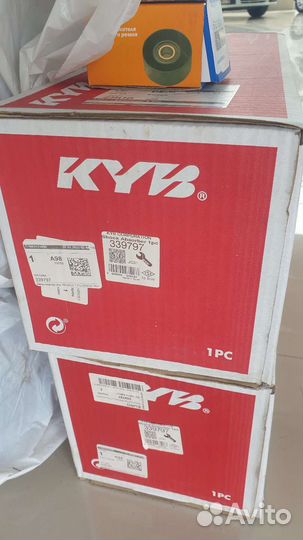 Новые передние амортизаторы Renault Fluence