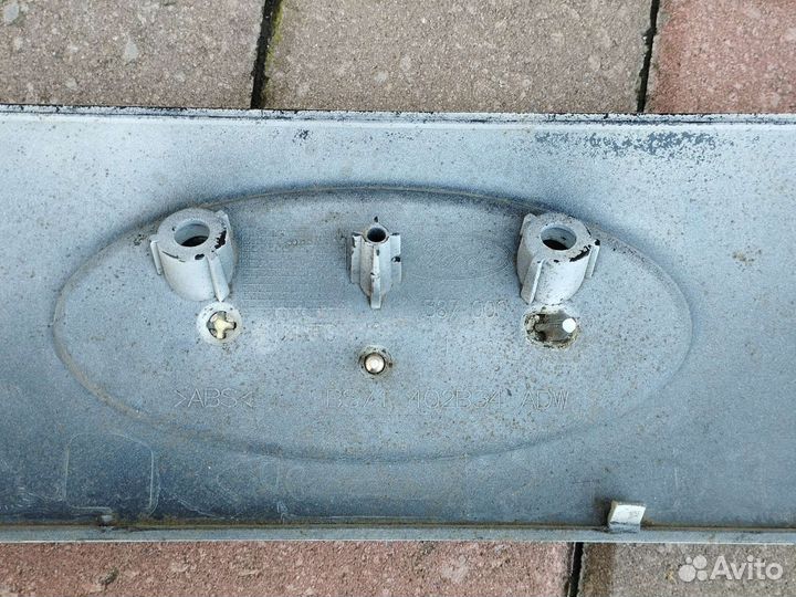 Накладка крышки багажника Ford Mondeo 4