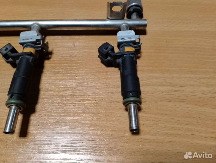 Топливная рампа Шевроле Круз 1.8 б/у оригинал