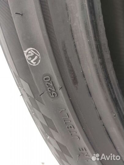 RoadX RXMotion U11 275/40 R20 и 315/35 R20 106Y