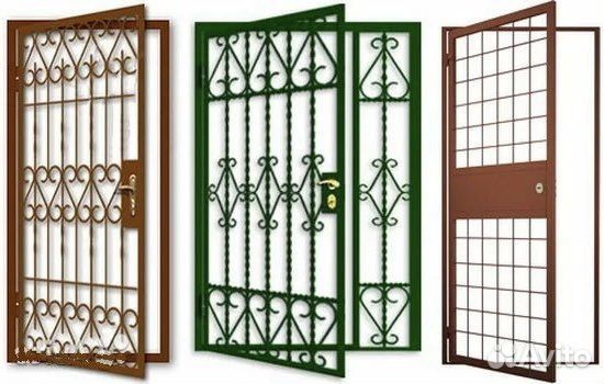 Дверь решетчатая