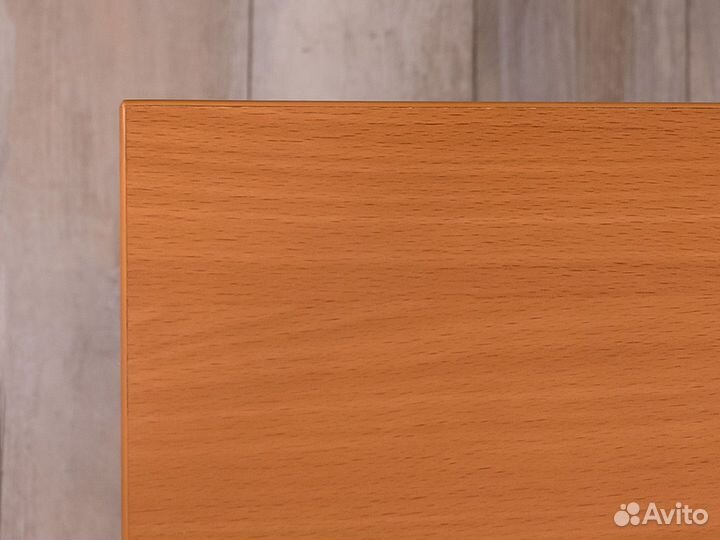 Угловой стол