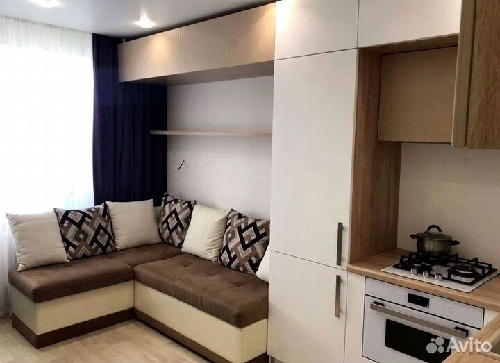 Кухня угловая на заказ.мдф фасады