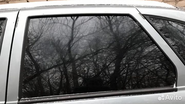 Стекло двери бу Лада Приора LADA Priora 2008