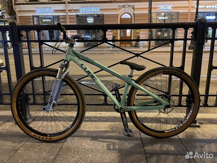 Cube flying circus 2023