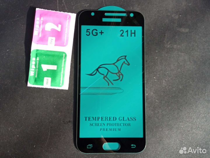 Защитное стекло на Samsung Galaxy J3 (2017) Чёрное