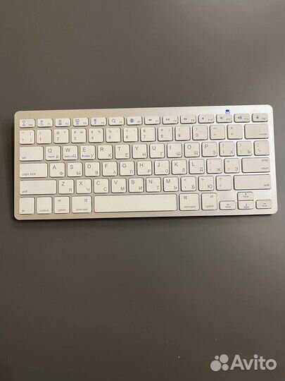 Клавиатура беспроводная белая