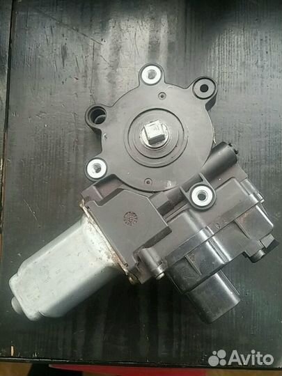 Моторчик. Стеклоподъемника.Митсубиси ланцер