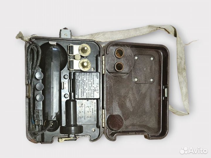 Та—57 Старинный телефонный аппарат