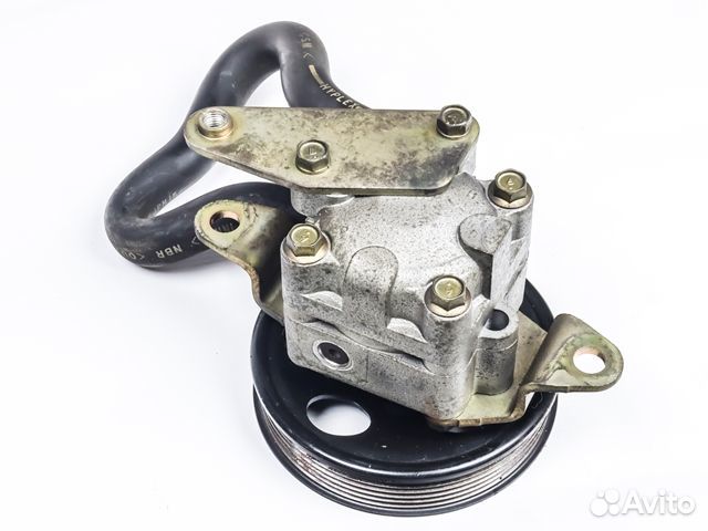 Насос гидроусилителя руля Nissan Serena