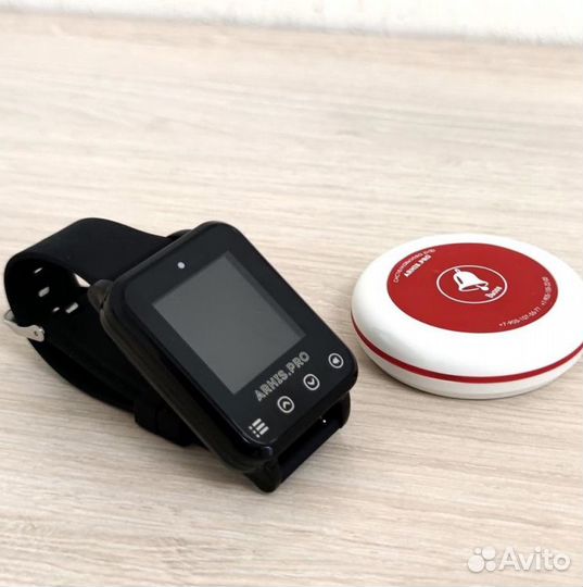 Кнопка вызова официанта и часы пейджер Элит