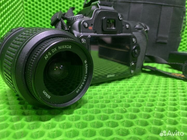 Зеркальный фотоаппарат Nikon D90