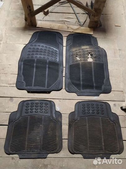 Коврики резиновые автомобильные Renault Laguna 3 I