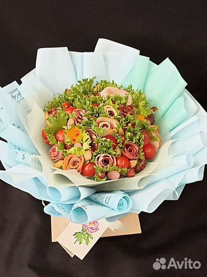 Букет из мясных роз