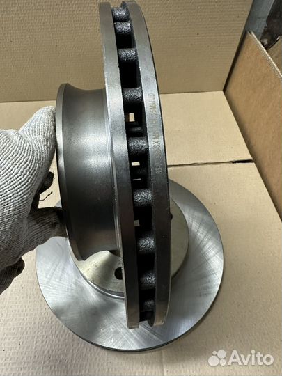 Передние тормозные диски Mercedes Sprinter