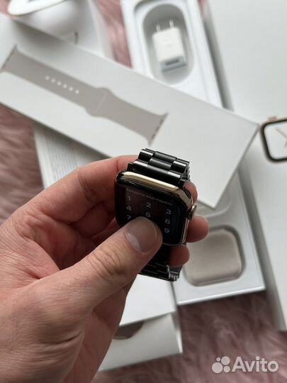 Apple Watch 4 44mm Stainless Steel Gold