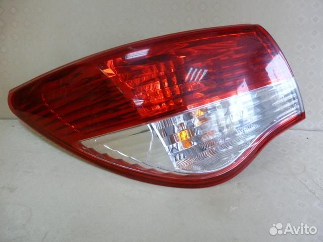 Фонарь задний Nissan Almera G15 лев/пр