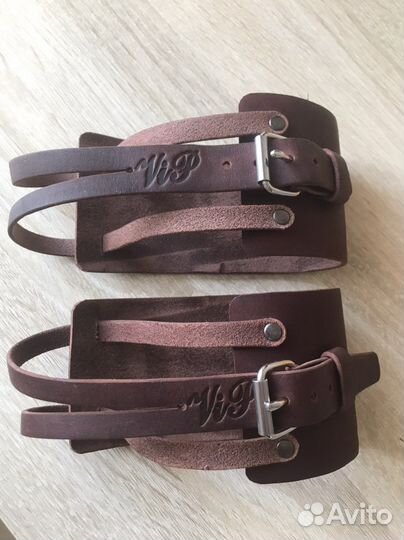 Напульсник кожаный