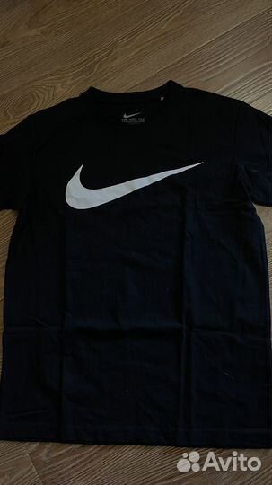 Фудболка женская