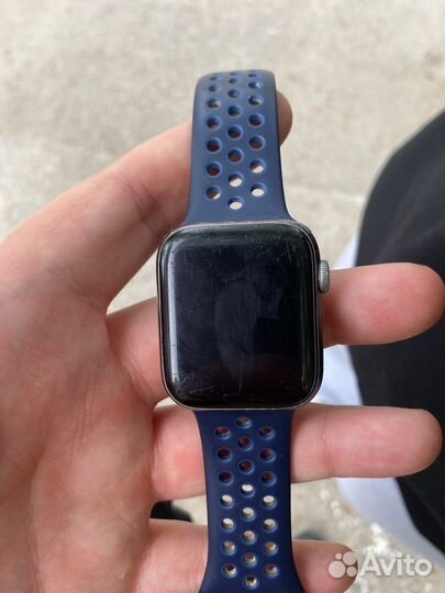 Apple watch 4