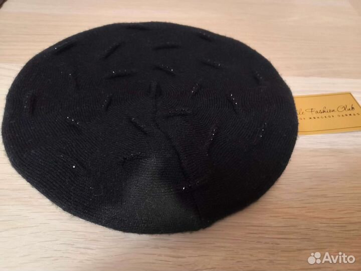 Берет женский новый
