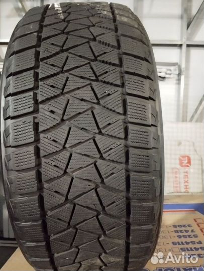 Bridgestone Blizzak DM-V2 265/50 R19