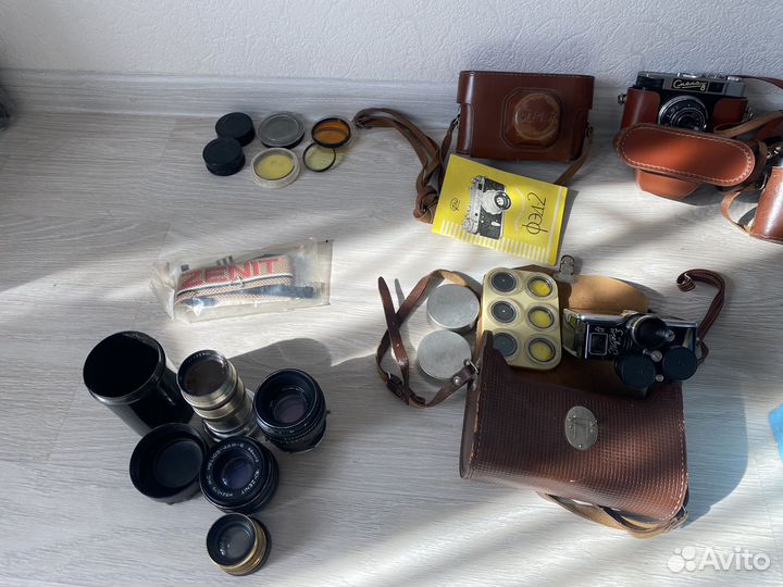 Пленочный фотоаппарат, объективы и тд