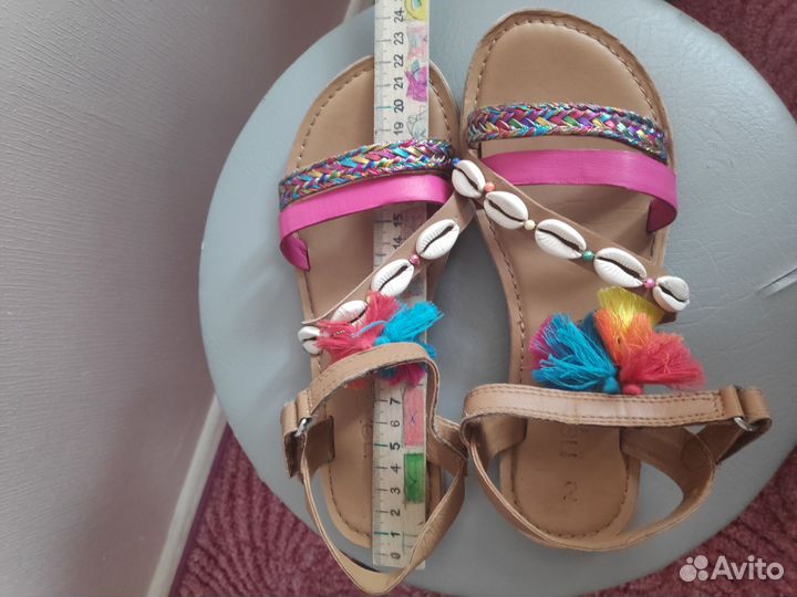 Босоножки для девочки