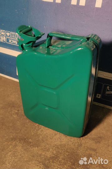 Канистра под гсм