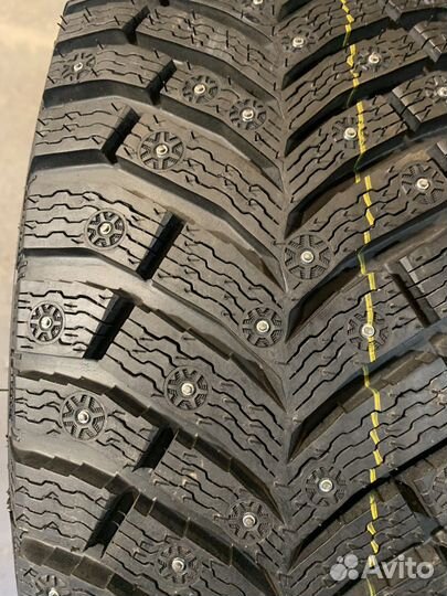 Michelin X-Ice North 4 215/65 R17 103T