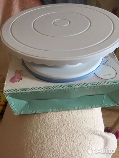 Поворотный столик для торта