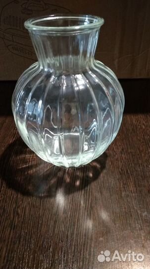 Ваза стекло, 20 см