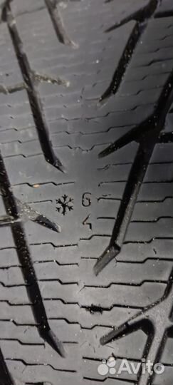 Nokian Tyres Hakkapeliitta 7 SUV 295/40 R21 111T