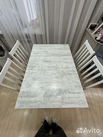 Кухонный стол